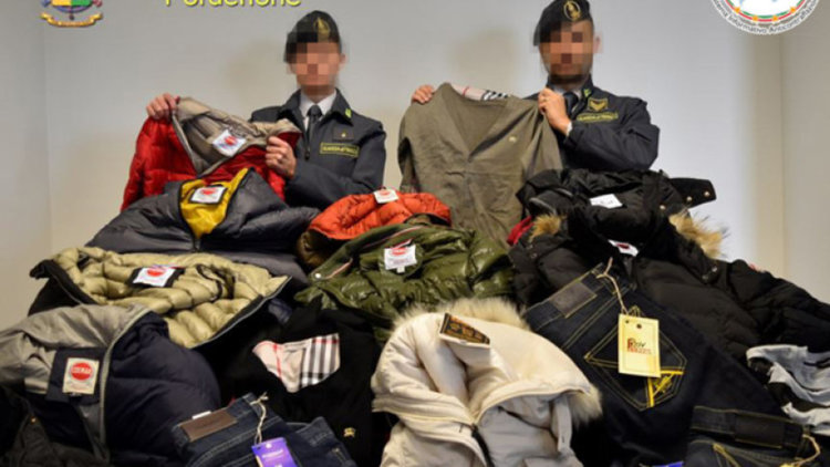 Мащабна операция на Европол затвори над 10 хил. магазина в ЕС