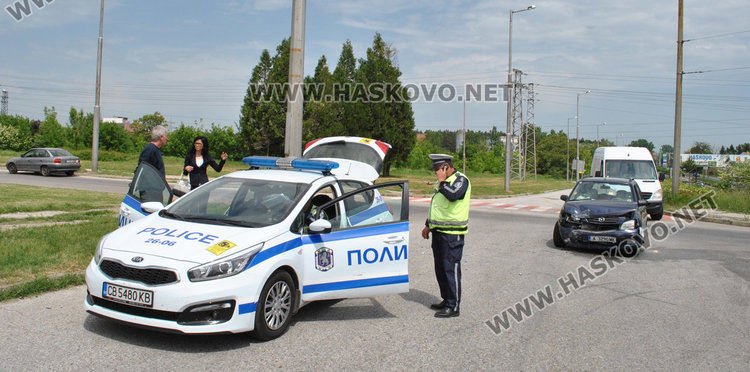 Бургазлия засече хасковски Сеат на пътния възел в Орфей