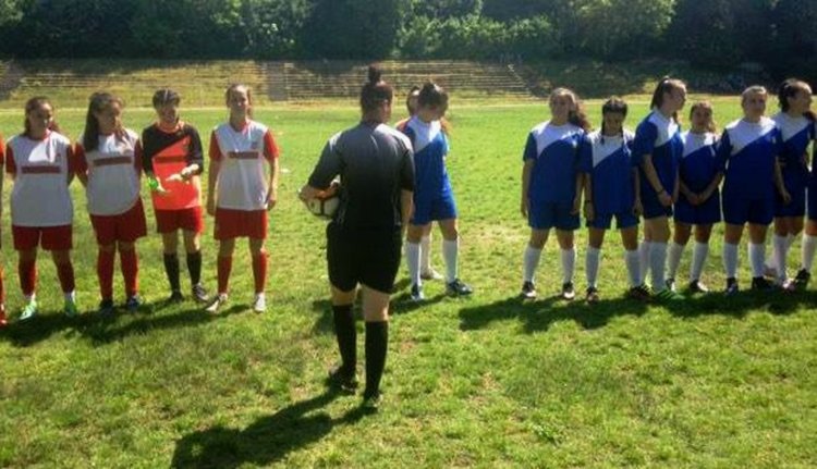 Футболистките на Хасково разгромиха Кърджали със 7:0