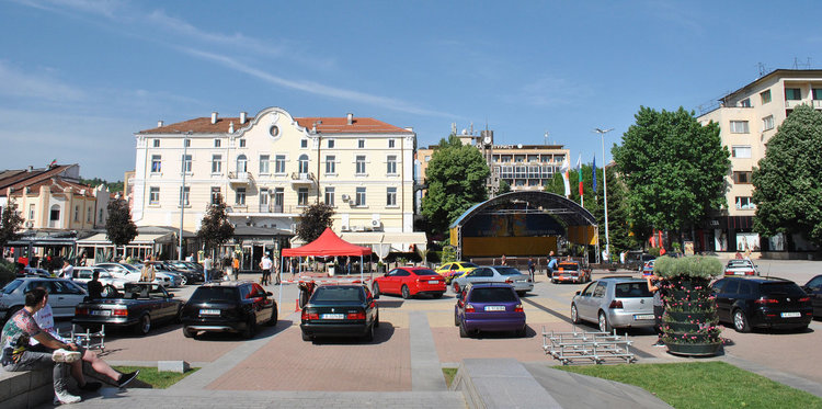 4100 лева в благотворителните кутии за Кристиян на тунинг шоуто 