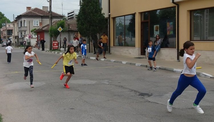 Футболен турнир и щафета посветиха на свети Георги Победоносец