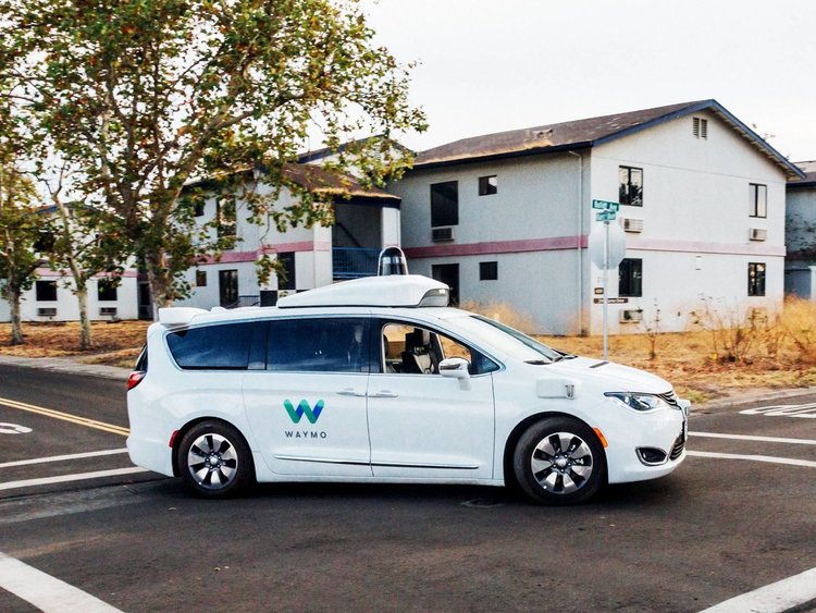 Катастрофа с автономен автомобил на Waymo, отново в Аризона