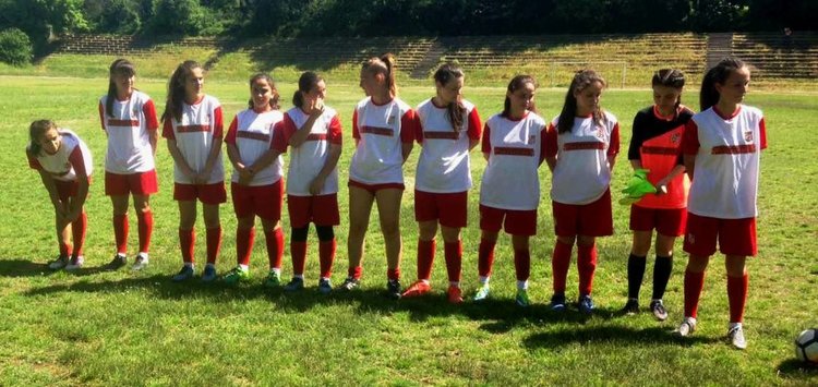 Футболистките на Хасково разгромиха Кърджали със 7:0