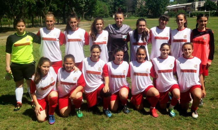 Футболистките на Хасково разгромиха Кърджали със 7:0