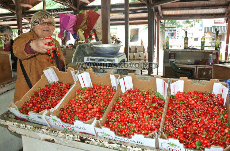 Първите череши от Хасково излязоха на пазара, 7 лева за кило