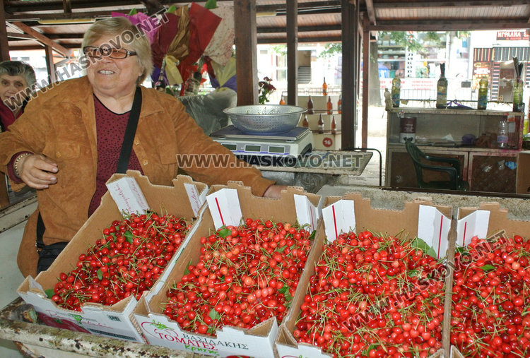 Първите череши от Хасково излязоха на пазара, 7 лева за кило