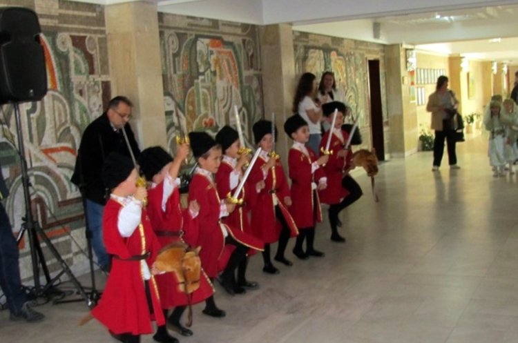 На среща в Общината обсъдиха развитието на алтернативното земеделие в Смолян