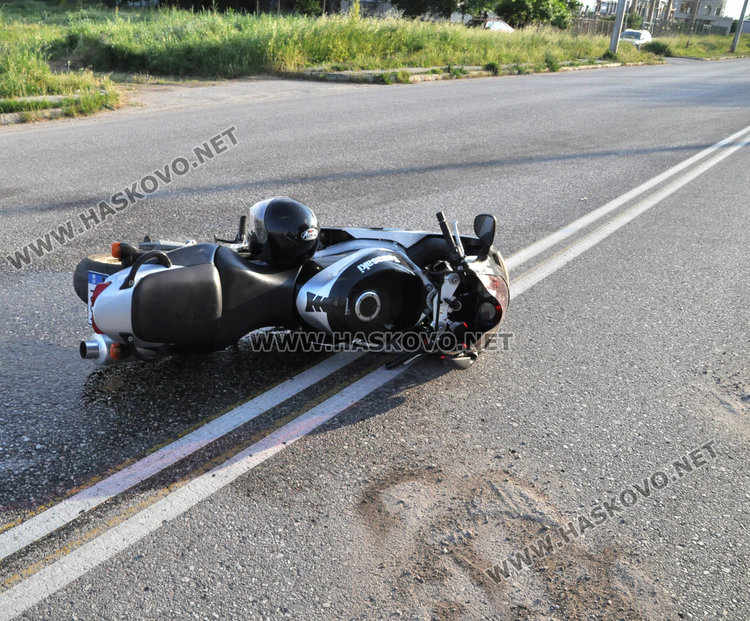 30-годишен моторист пострада при катастрофа в Бадема