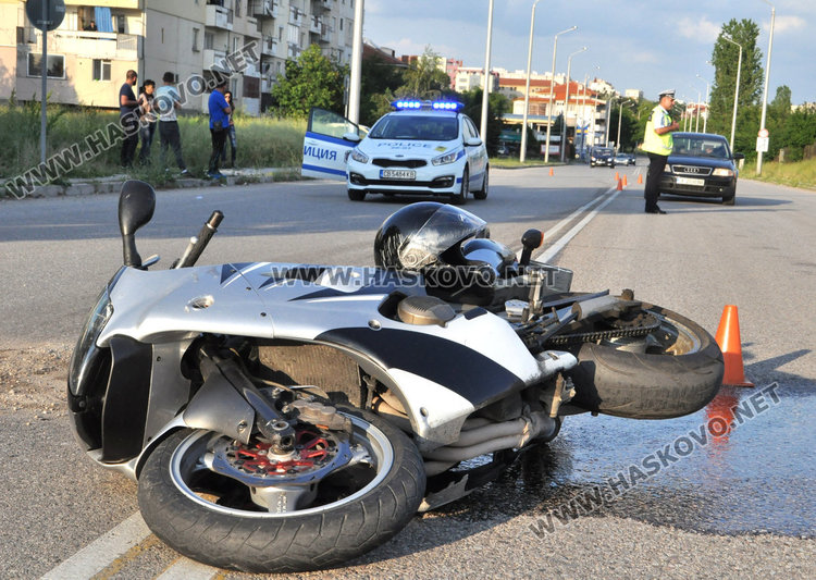 30-годишен моторист пострада при катастрофа в Бадема