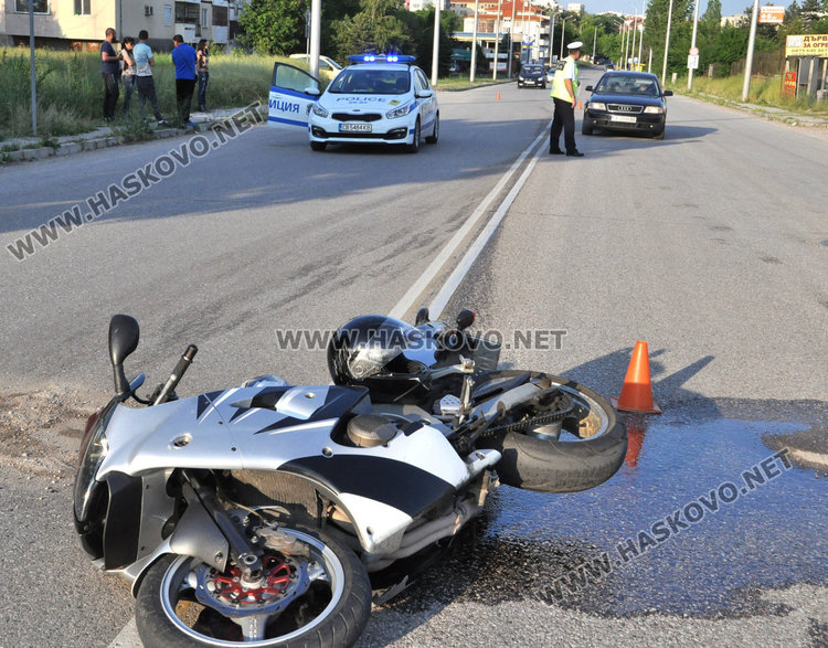 30-годишен моторист пострада при катастрофа в Бадема
