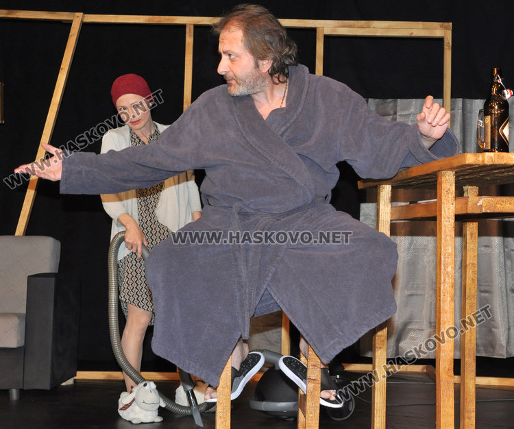 Лауреатската пиеса от "Южна пролет" на Петър Влайков с театрална премиера в Хасково