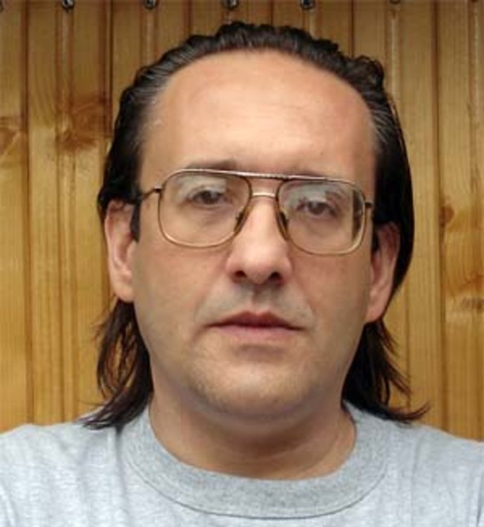 Първомаец е носител на наградата за поезия "Пеньо Пенев"