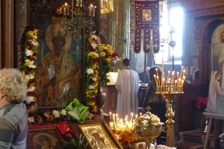 Летен Никулден чества храма "Св. Николай Мираклийски Чудотворец" в Устово