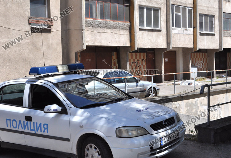 Бивш футболен рефер е загиналият след падане от блока на „Раковски“