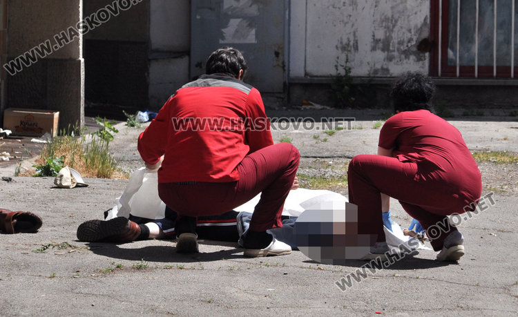 Възрастен мъж падна от 12-етажен блок на „Раковски“ и загина