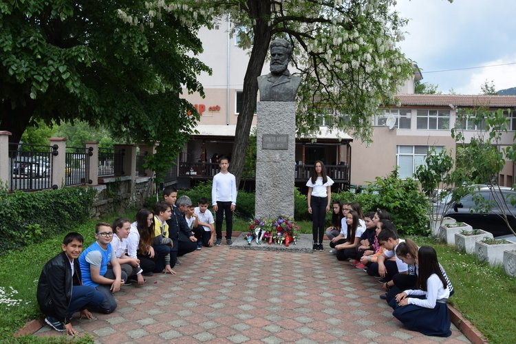 И Ардино се поклони пред подвига на героите в Отечествената война