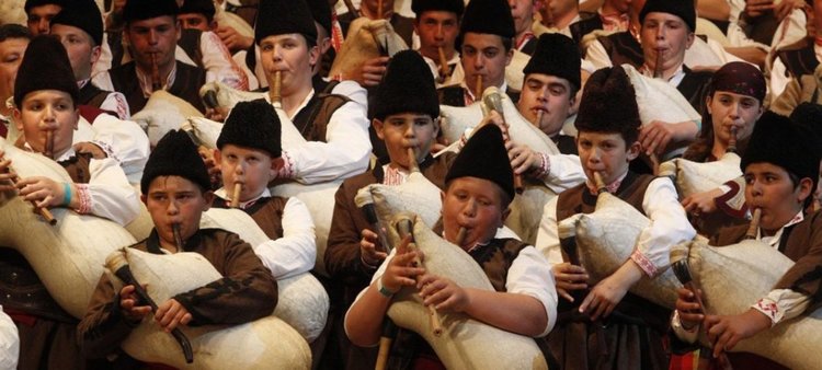 Учен от Япония лекува болни с родопски песни