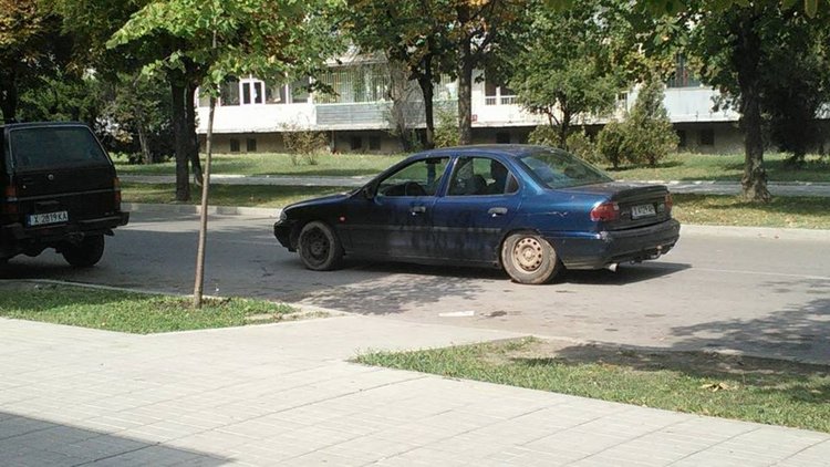 Как си паркираме в Димитровград или „войната по пътищата“