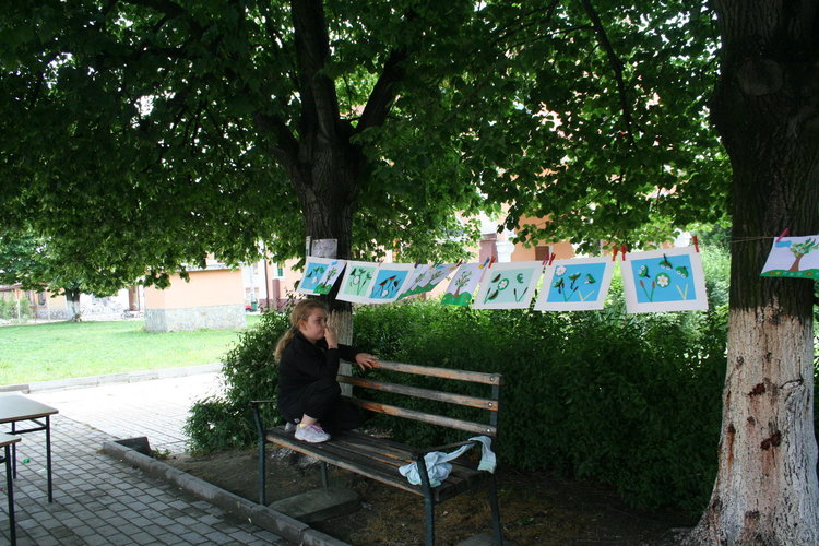 „Розите на България“ танцуваха под звуците на „Празнична сюита“ в две училища