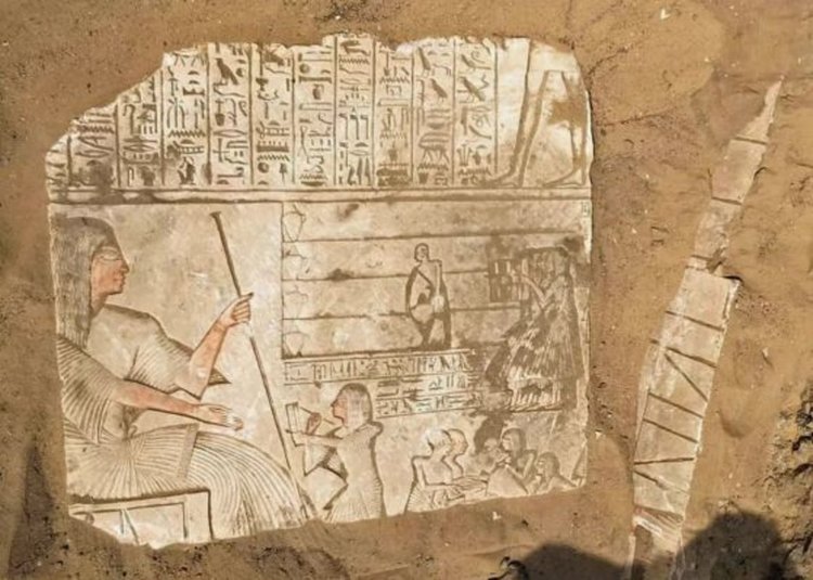 Сн.: Egyptian antiquities ministry