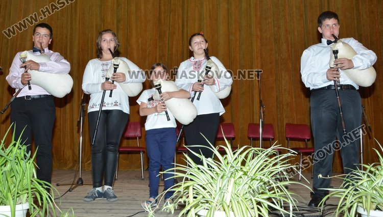 Гайдарчета поведоха Празника на младия талант в Хасково