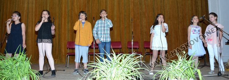 Гайдарчета поведоха Празника на младия талант в Хасково