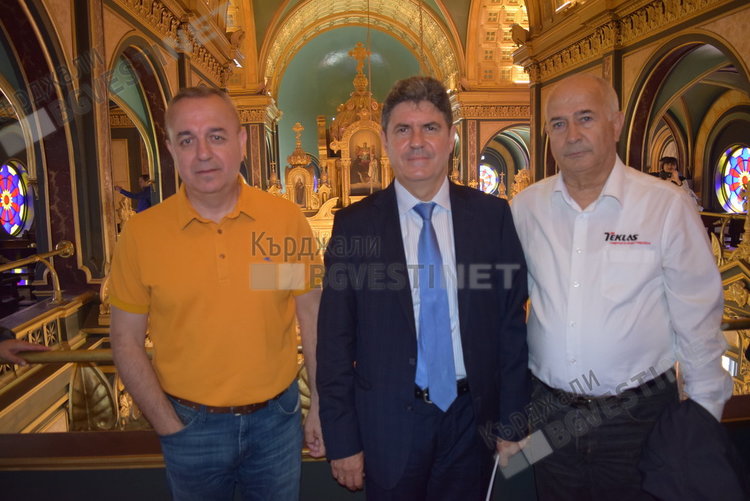 Приятели на „Теклас” от три области гостуваха на българската общност в Истанбул