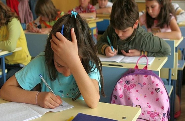 Четвъртокласниците решават задачи на втория изпит от "малките матури"