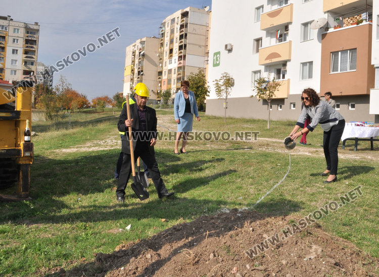 Проектът стартира през октомври 2017-а