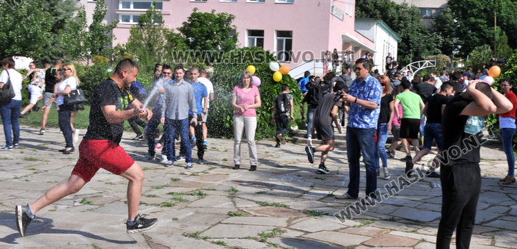 Мариела Златева към випуск 2018 на ПГДС: Не спирайте да променяте света!