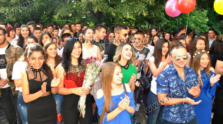 ФСГ изпрати 137 абитуриенти, Анелия Руменова получи наградата „Атанас Буров“