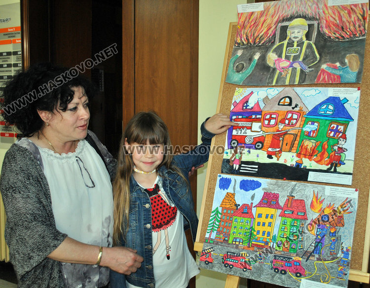 86 деца показват пожари и наводнения, 20 отиват на национален конкурс 