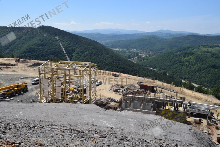 „Дънди прешъс металс“ започва добив на руда от Ада тепе от 1 юли, преработката стартира от 1 октомври