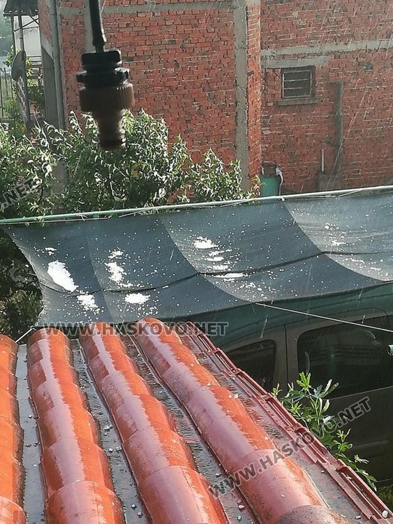 Градушка се изсипа над Димитровград