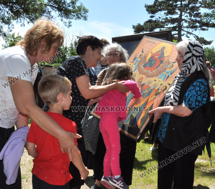 Молебен за здраве на Възнесение Господне в параклиса на Ямача