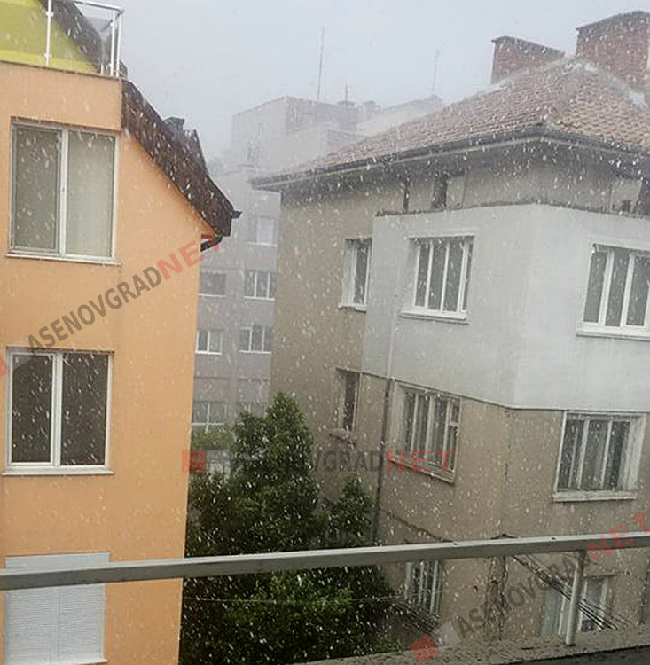Градушка се изсипа над Асеновград