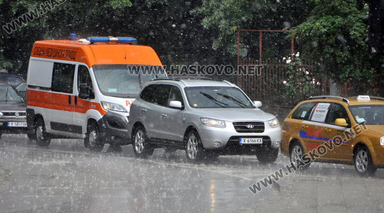Порой и градушка удариха Хасково, “Китна Тракия” утре може да е без кебапчета 