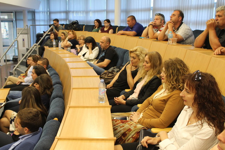 Среща с Ева Майдел - ниска безработица и недостиг на кадри