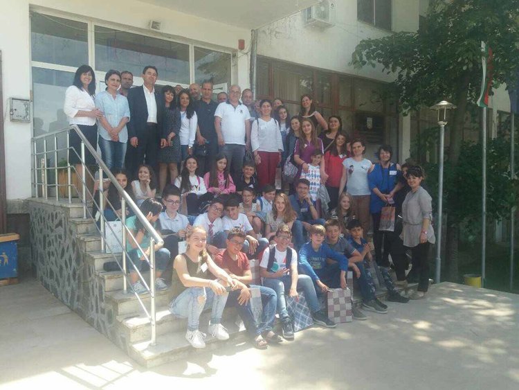Деца от четири държави се срещнаха с Шинаси Сюлейман в Кирково