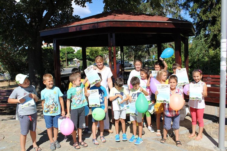 Летни езикови курсове и МОНТЕСОРИ езиков лагер(занималня) в НЕА Германика