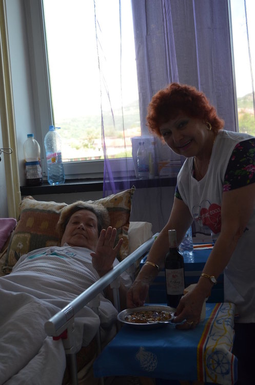 Хоспис „Добролюбие” отбеляза десет години хуманизъм