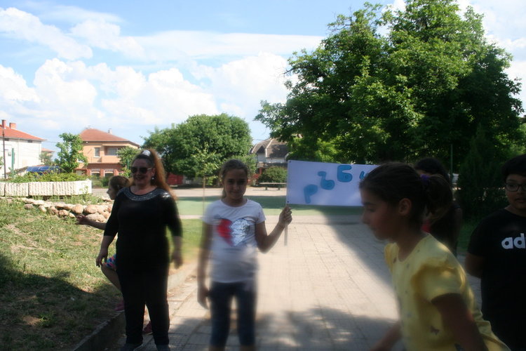 Клуб „От извора“ приключи годишните си занимания с голяма забава