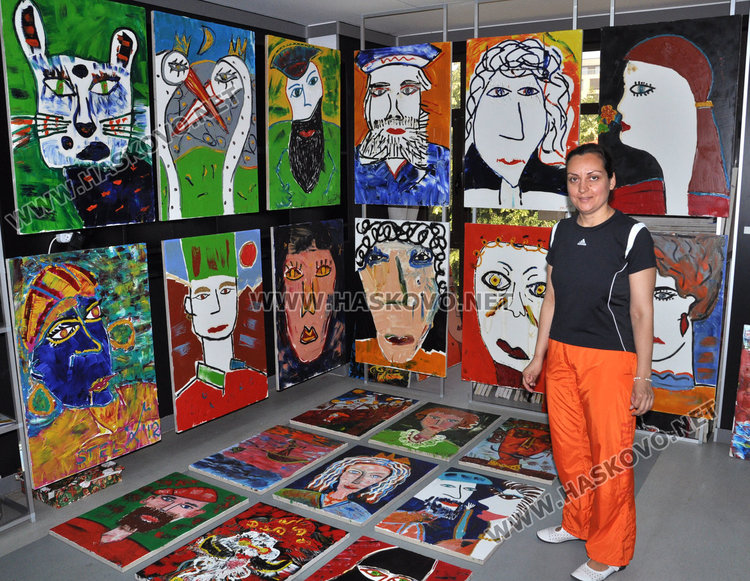 Художничката Стела Делчева споделя своя свят в Европейската нощ на музеите и галериите