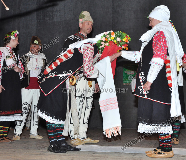 „Китна Тракия“ в „Заря“ и Младежкия заради дъжда