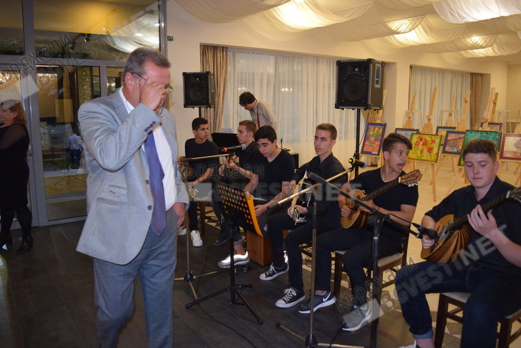 Ротарианци събраха  12 659 лена на благотворителна вечер, средствата са за ОДК и болницата в Ардино