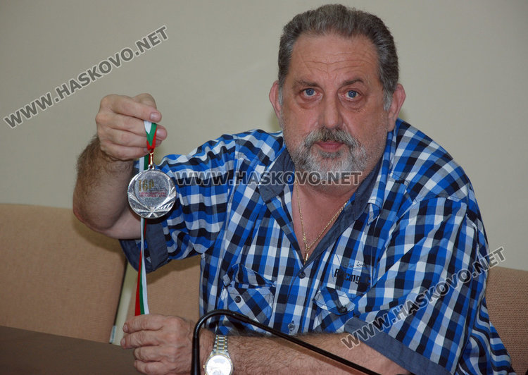 Александър Милушев