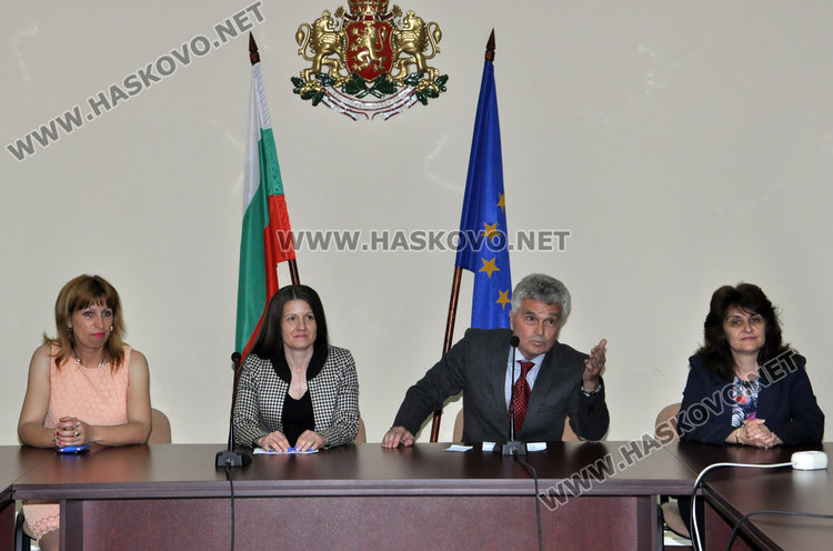 Тракийците отбеляза в аванс Деня на просветата