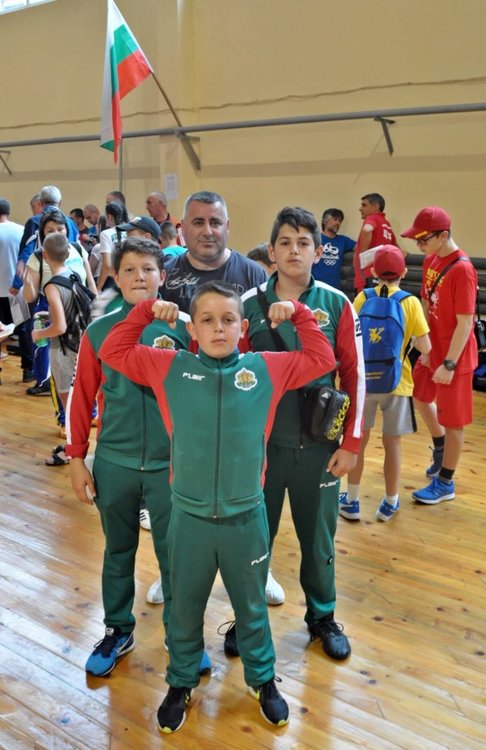 3-ма борци от Момчилград участваха в държавен шампионат