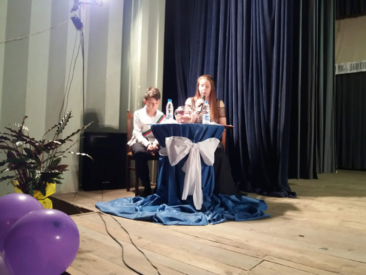 Двоен празник в Дълбок извор - училище и читалище празнуват кръгли годишнини