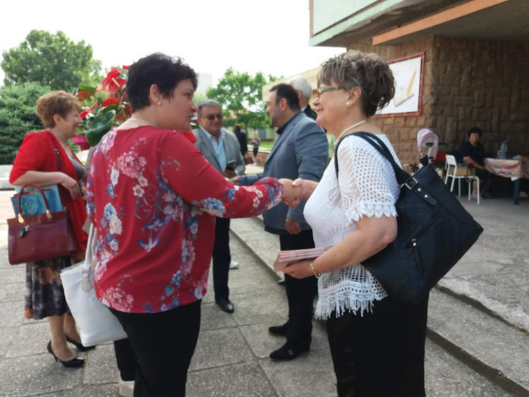 Двоен празник в Дълбок извор - училище и читалище празнуват кръгли годишнини